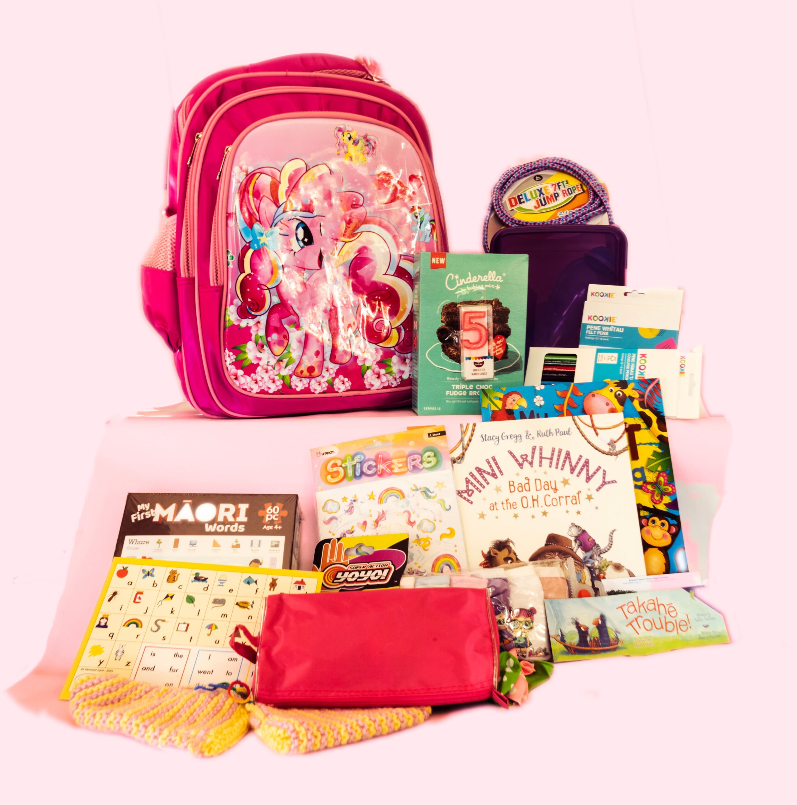 girl-pink-backpack-ssfi